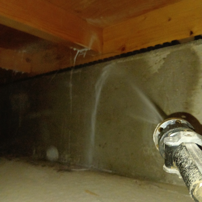 築年数11年のシロアリ予防の施工事例（愛媛県今治市八町西）