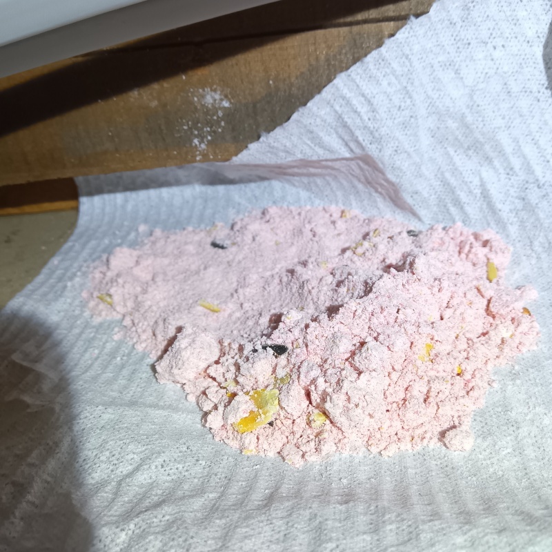 殺鼠剤を設置