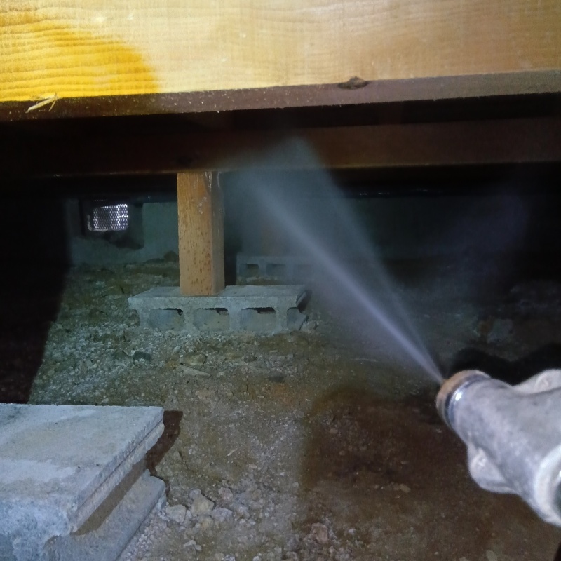 シロアリ予防の施工事例（滋賀県近江八幡市篠原町）