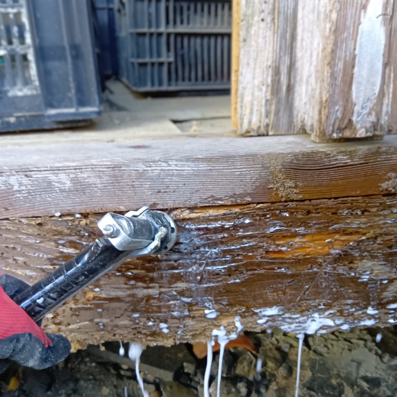 シロアリ駆除の施工事例（愛媛県宇和島市三間町黒井地）