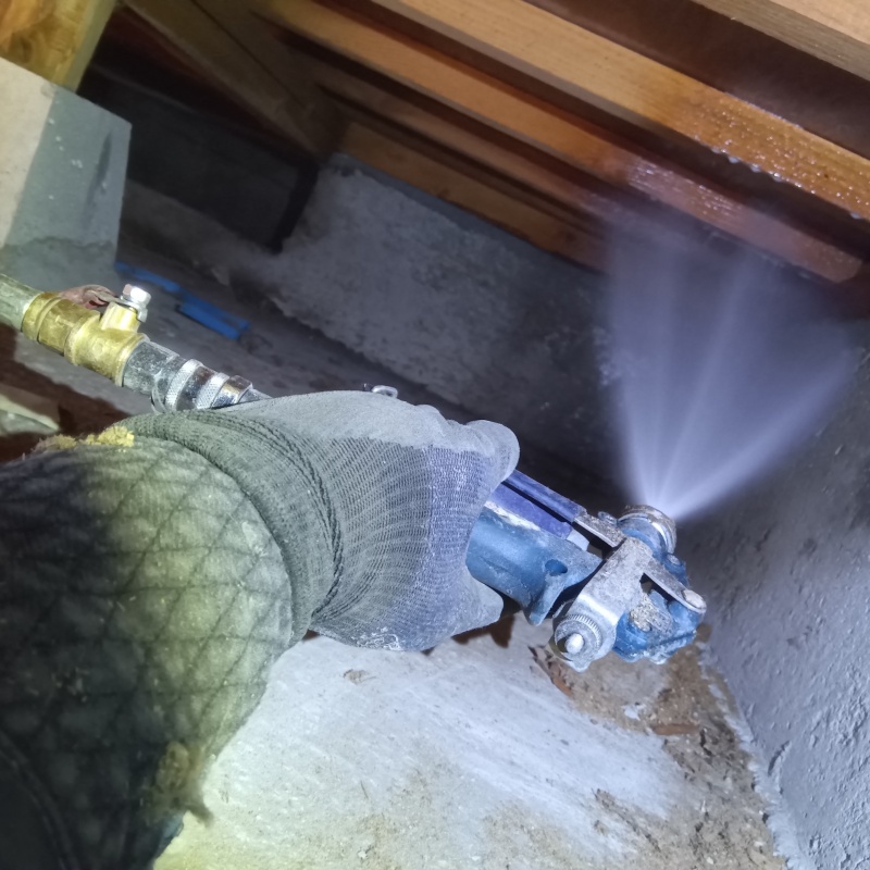 築年数31年のシロアリ予防の施工事例（大阪府東大阪市稲田新町）