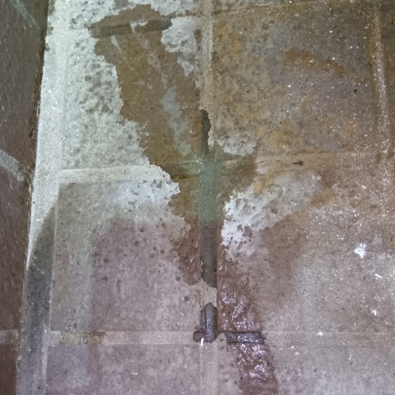 穿孔処理の穴をふさいだ様子