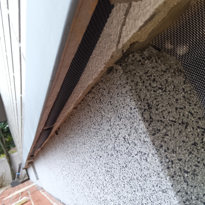 侵入口になっていたすき間