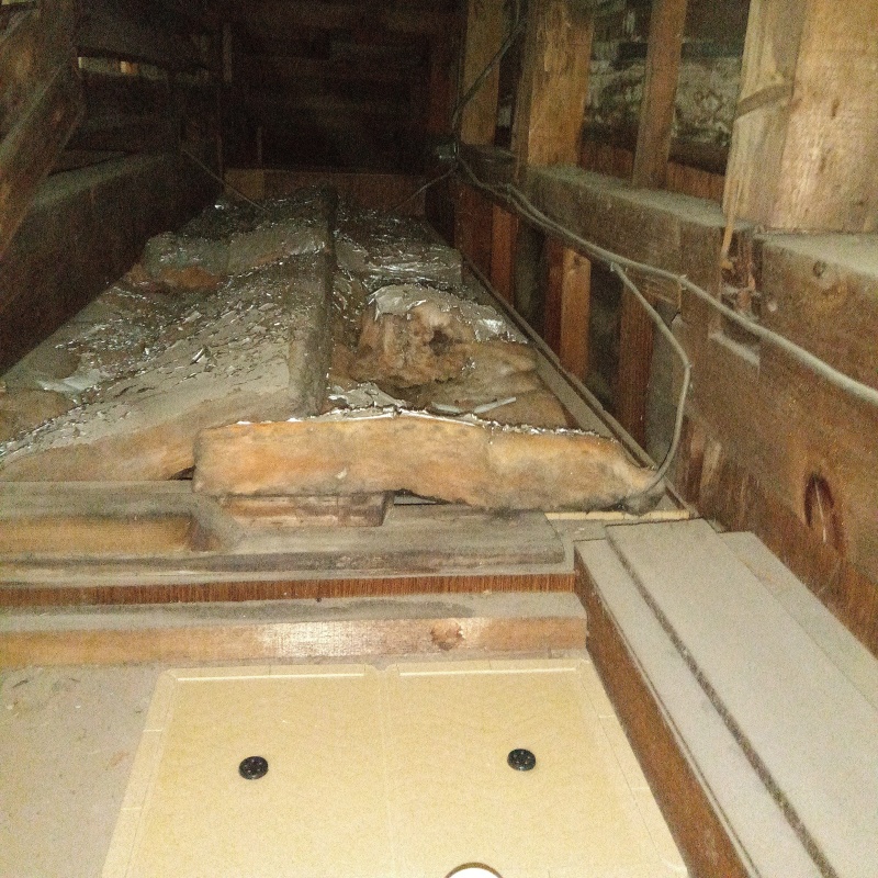 粘着シートを設置