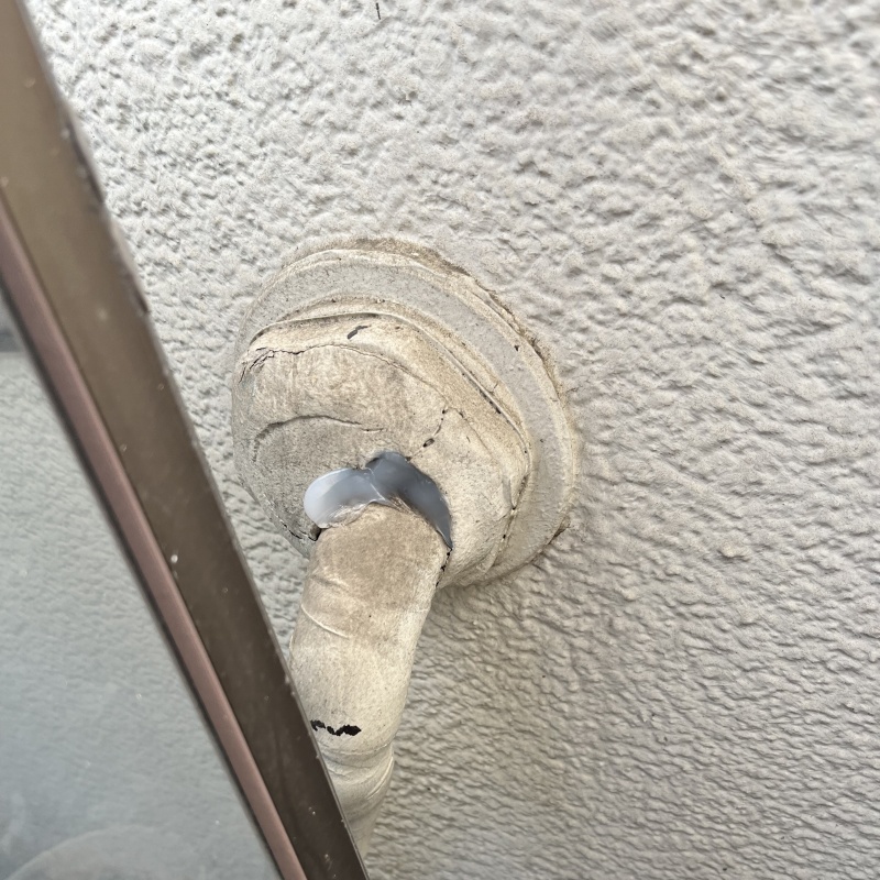 配管の貫通部分のすき間を封鎖