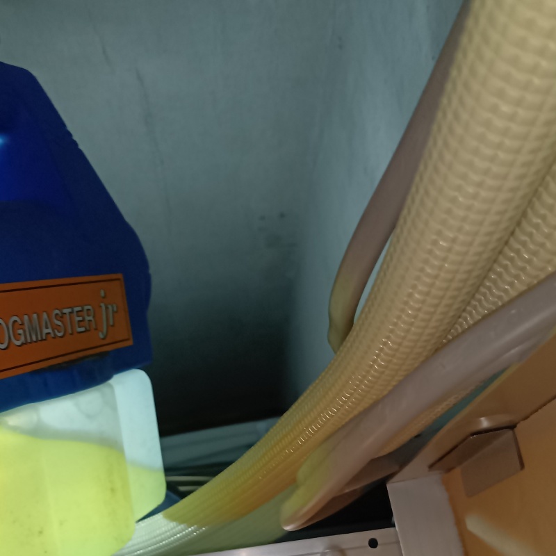 噴霧器で除菌剤を散布