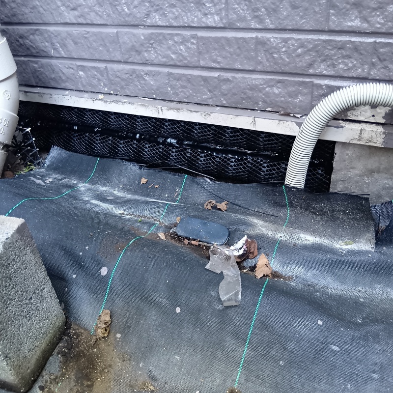 床下換気口を封鎖