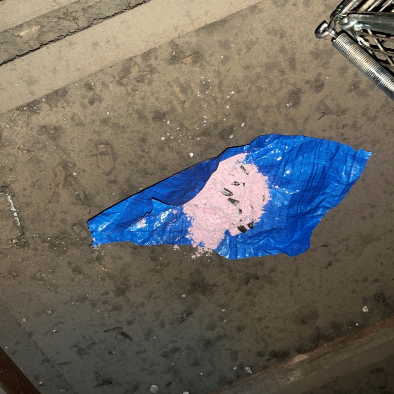 殺鼠剤を設置