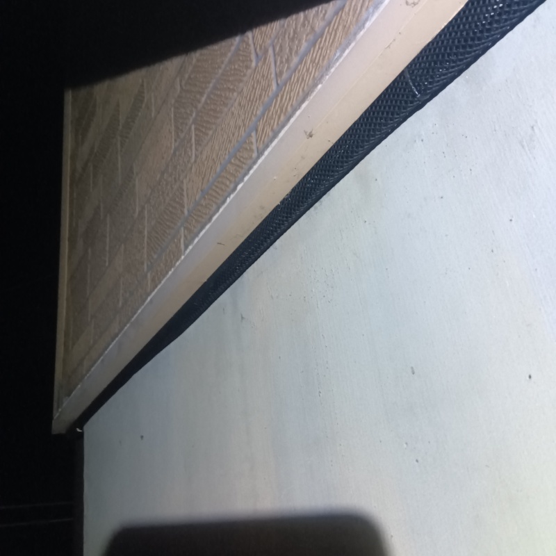 基礎部分のすき間を封鎖