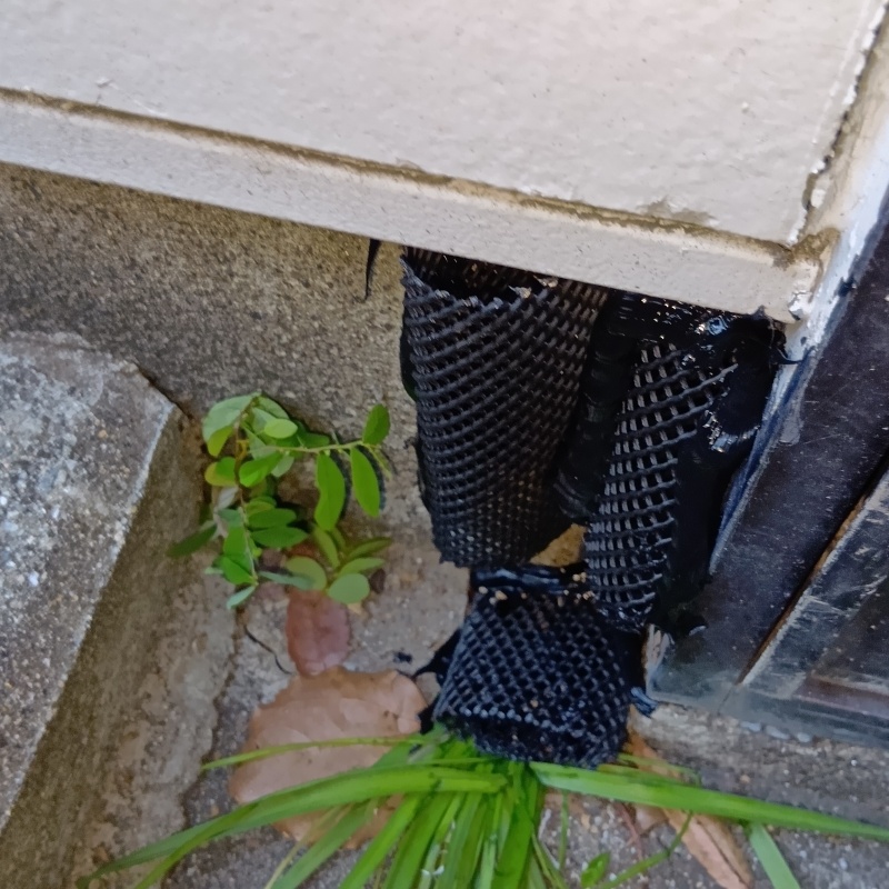 基礎部分の開口部を封鎖