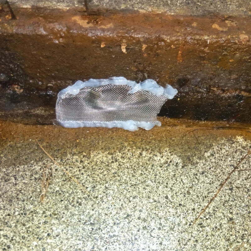 配管導入部のすき間を封鎖
