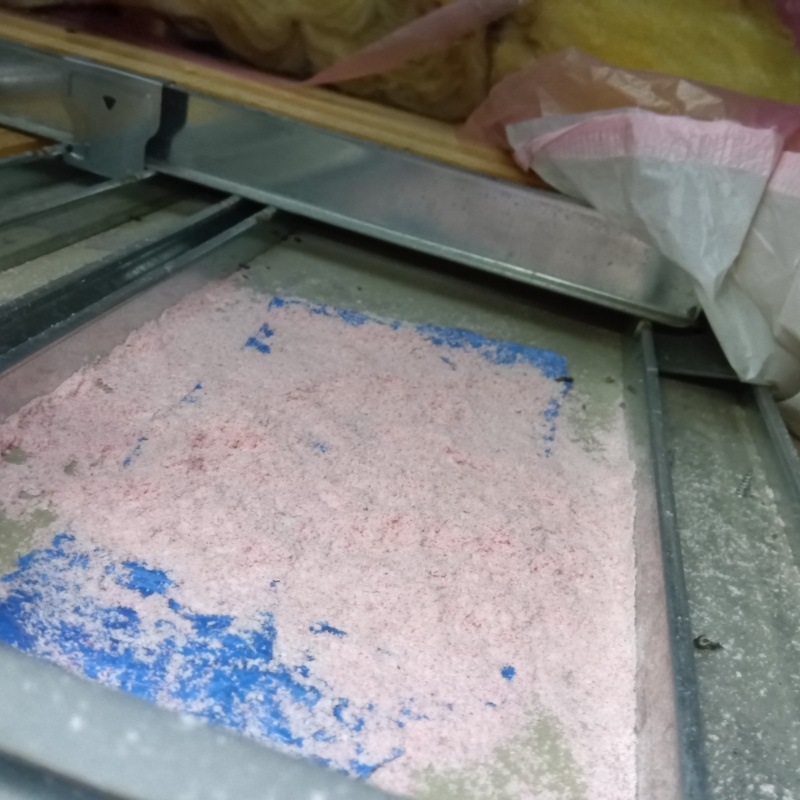 ネズミが殺鼠剤を食べたあと