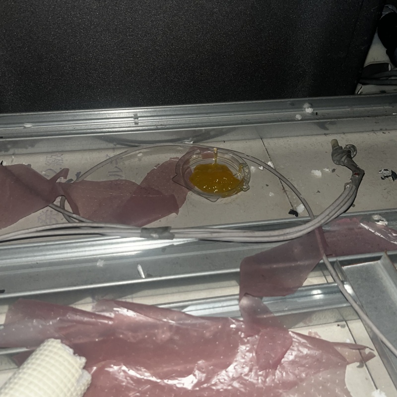ゼリー型の忌避剤を設置