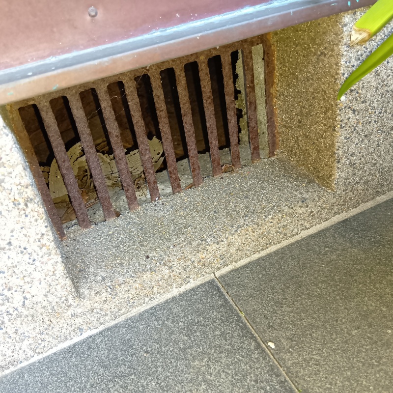 侵入口になっていた床下換気口