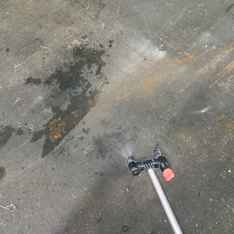 除菌剤を噴射