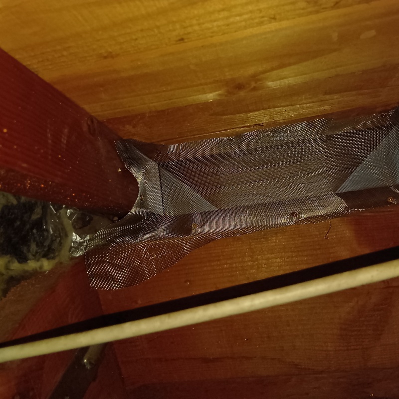 床下の開口部を封鎖
