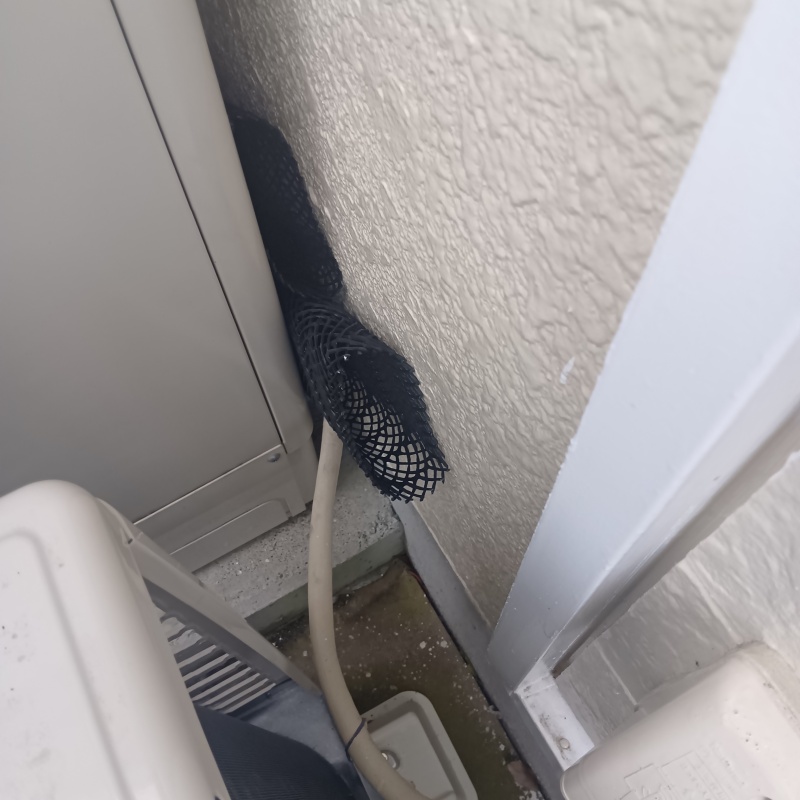 壁のすき間を封鎖