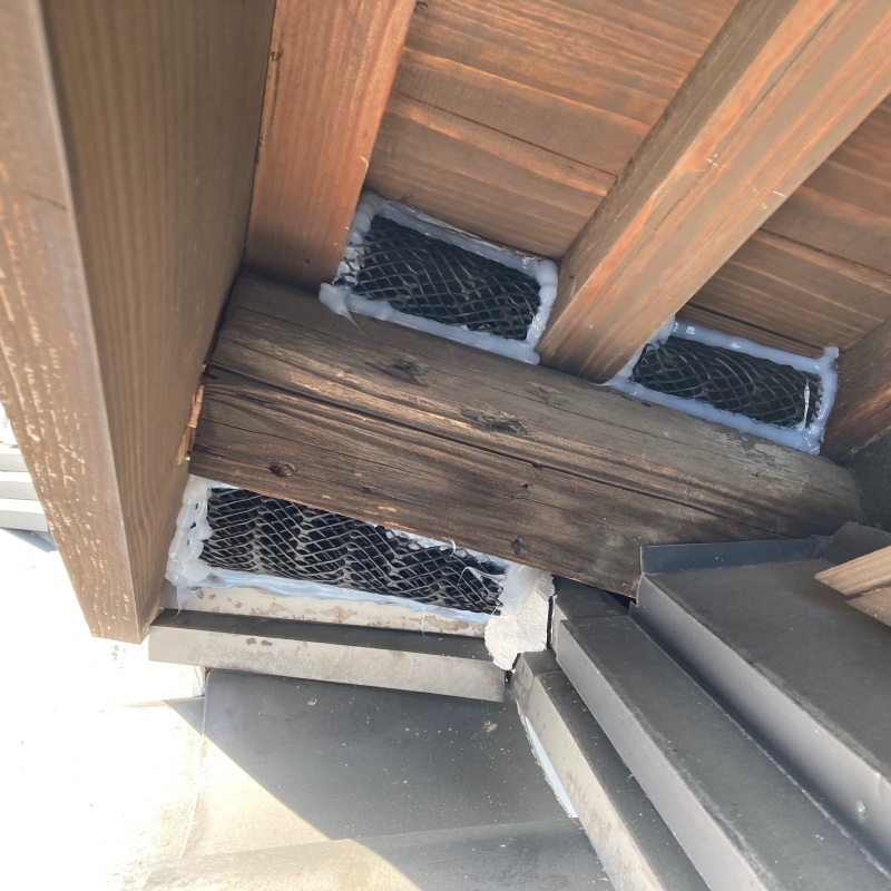 屋根の開口部を封鎖