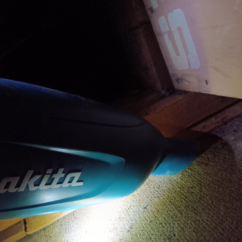 掃除機で汚れを回収