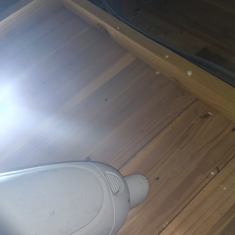 掃除機で汚れを回収