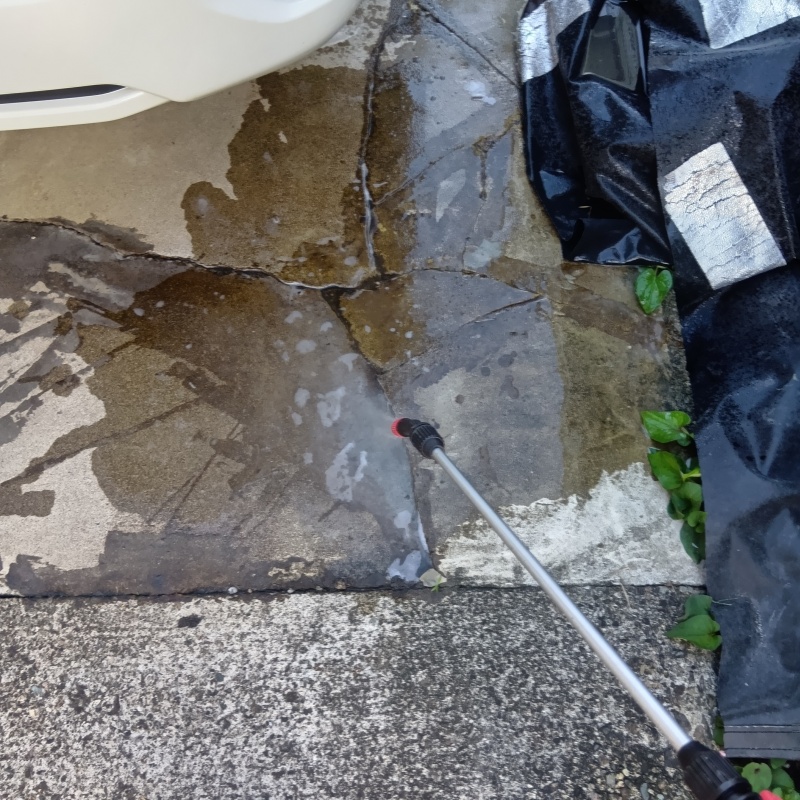 除菌・消臭剤を散布