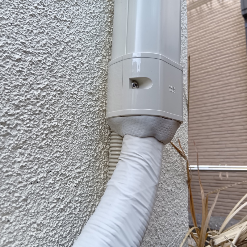 配管の導入部分のすき間を封鎖