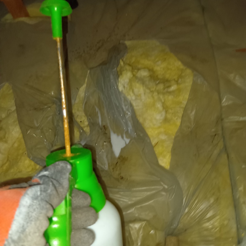 除菌・消臭剤を散布