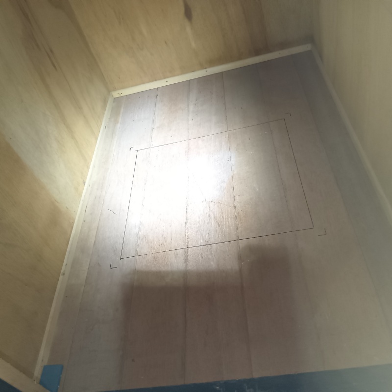 押し入れに点検口を作成