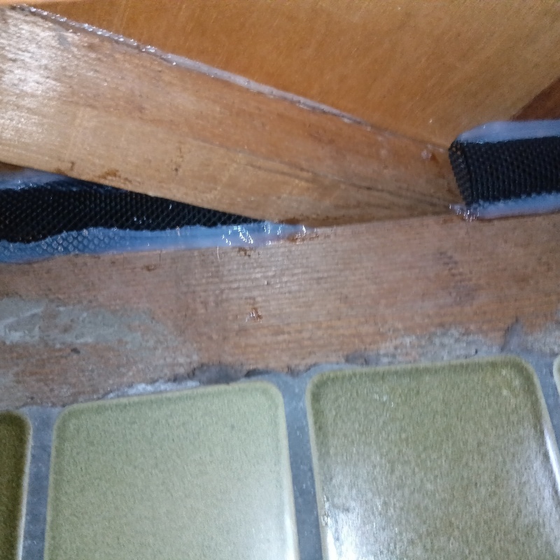 床下の開口部を封鎖