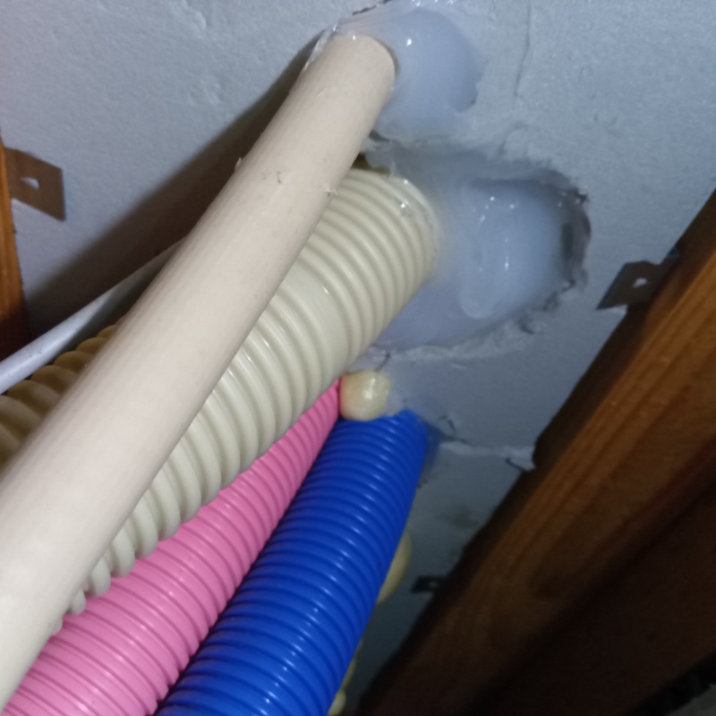 配管導入部のすき間を封鎖
