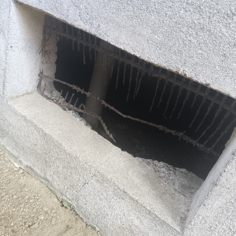 侵入口になっていた床下換気口