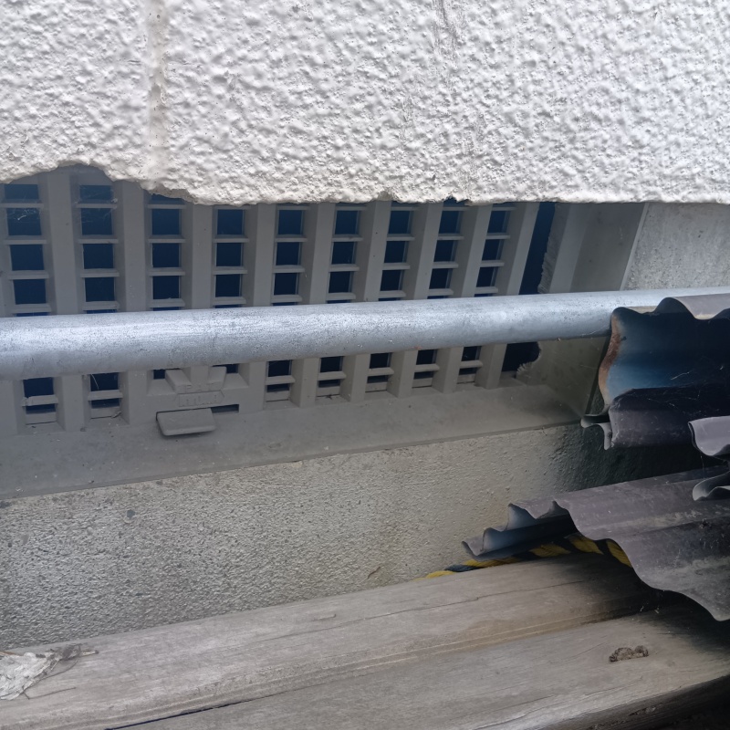 侵入口になっていた床下換気口