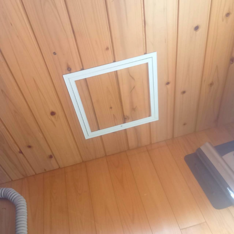 壁に侵入口を開ける
