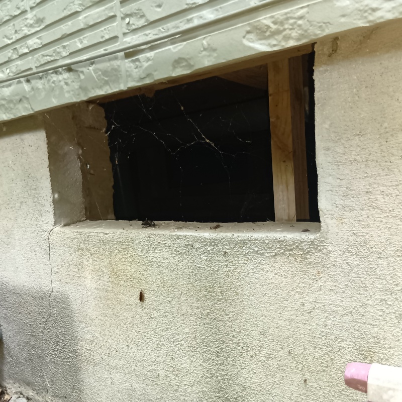 侵入口になっていた床下換気口