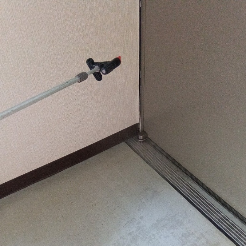 除菌剤を噴射