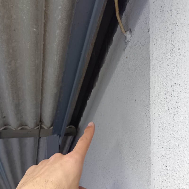 侵入口になっていたすき間