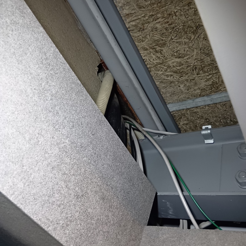 侵入口になっていたすき間